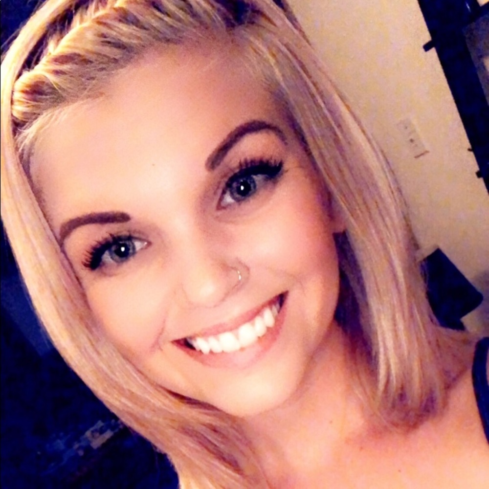 Meet your Posher, Amy